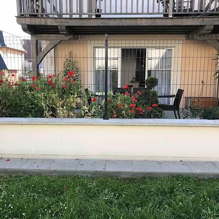 Magnifique & Terrasse A *