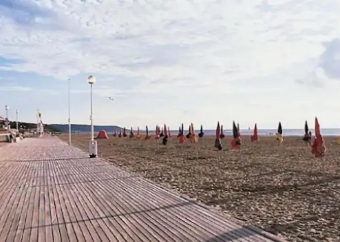 Magnifique & Terrasse A Deauville